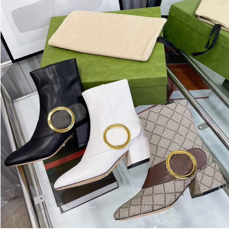 woman cowhide zipper boots Metal buckle designer boot Leather lady Belt buckle Letter High Heels fashion Autumn winter Thick heel women shoes Large size 35-41 With box, Brown
woman cowhide zipper boots Metal buckle designer boot Leather lady Belt buckle Letter High Heels fashion Autumn winter Thick heel women shoes Large size 35-41 With box, Brown