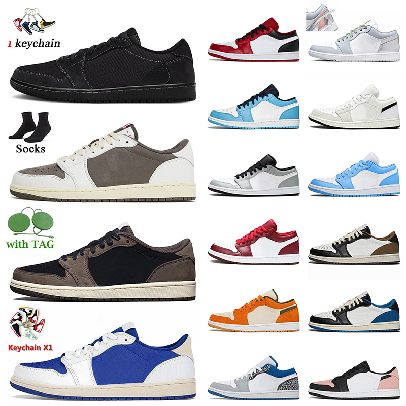 OG Jumpman 1 1s Low Basketball Shoes Cactus Jack Black Phantom Reverse Mocha Blue Tear Away Silver Fragment UNC Carbon Fiber All-Star Trainers Sneakers, B47 paris 36-46
OG Jumpman 1 1s Low Basketball Shoes Cactus Jack Black Phantom Reverse Mocha Blue Tear Away Silver Fragment UNC Carbon Fiber All-Star Trainers Sneakers, B47 paris 36-46