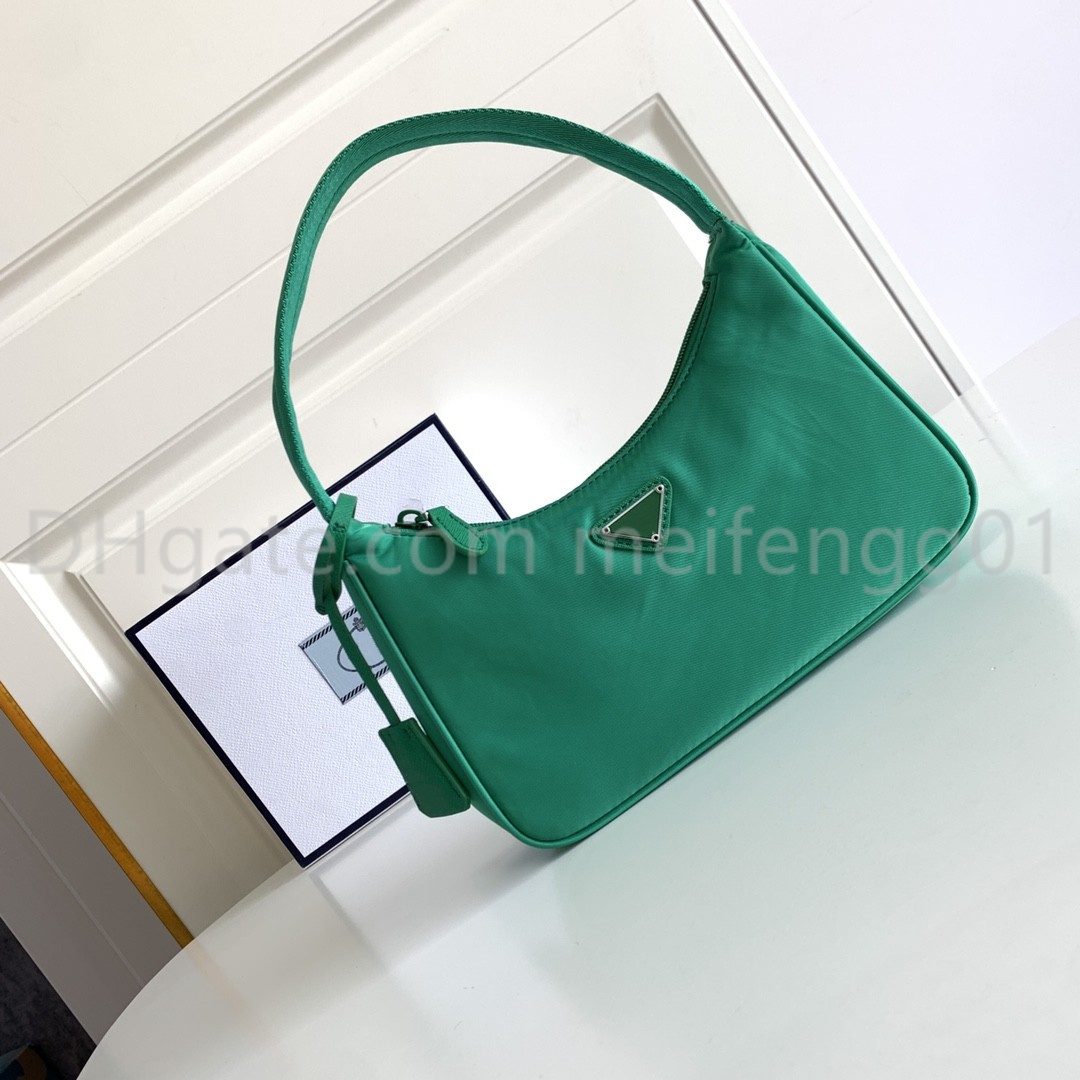 Nylon Re-Edition 2000 2005 Shoulder Bags man womens Luxurys Designers bags handbags hobo purses lady Totes crossbody shoulder channel fashion Wallet bag, 1 - purple
Nylon Re-Edition 2000 2005 Shoulder Bags man womens Luxurys Designers bags handbags hobo purses lady Totes crossbody shoulder channel fashion Wallet bag, 1 - purple