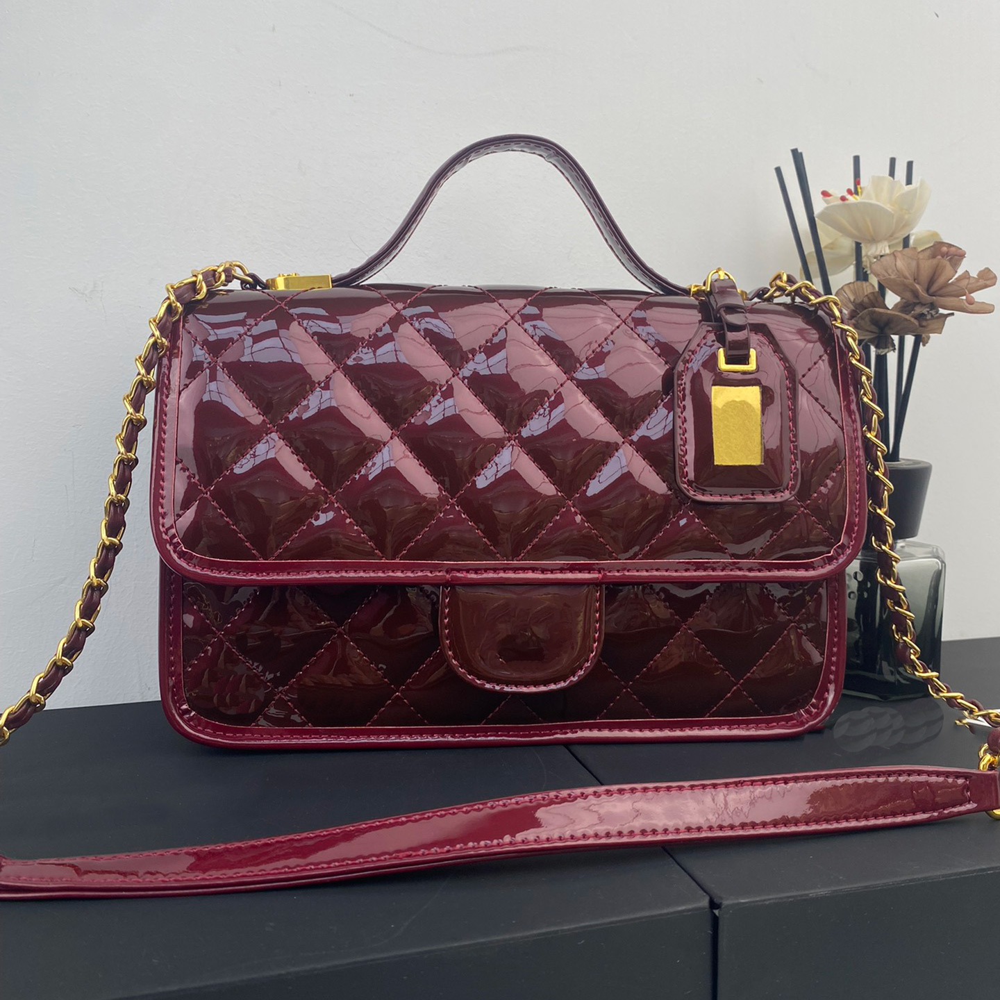CC Bag Fashion 22K Shoulder s Designer Bag Patent Leather Handbags C Brand Chainleather Flap Classic Show Style Totes Red Crossbag 25EB
CC Bag Fashion 22K Shoulder s Designer Bag Patent Leather Handbags C Brand Chainleather Flap Classic Show Style Totes Red Crossbag 25EB