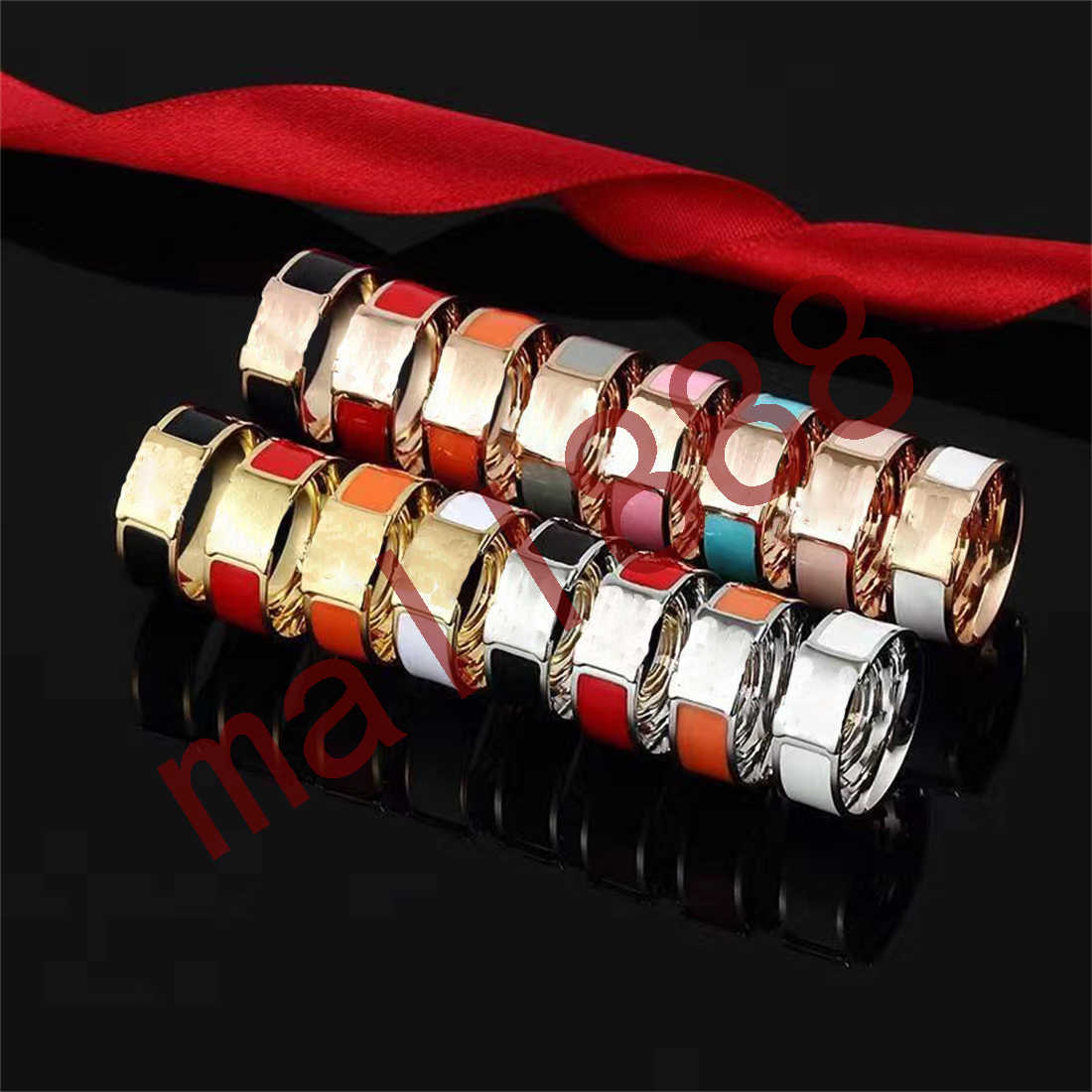 high quality designer design titanium ring classic jewelry men and women couple band rings modern fashion style with box
high quality designer design titanium ring classic jewelry men and women couple band rings modern fashion style with box