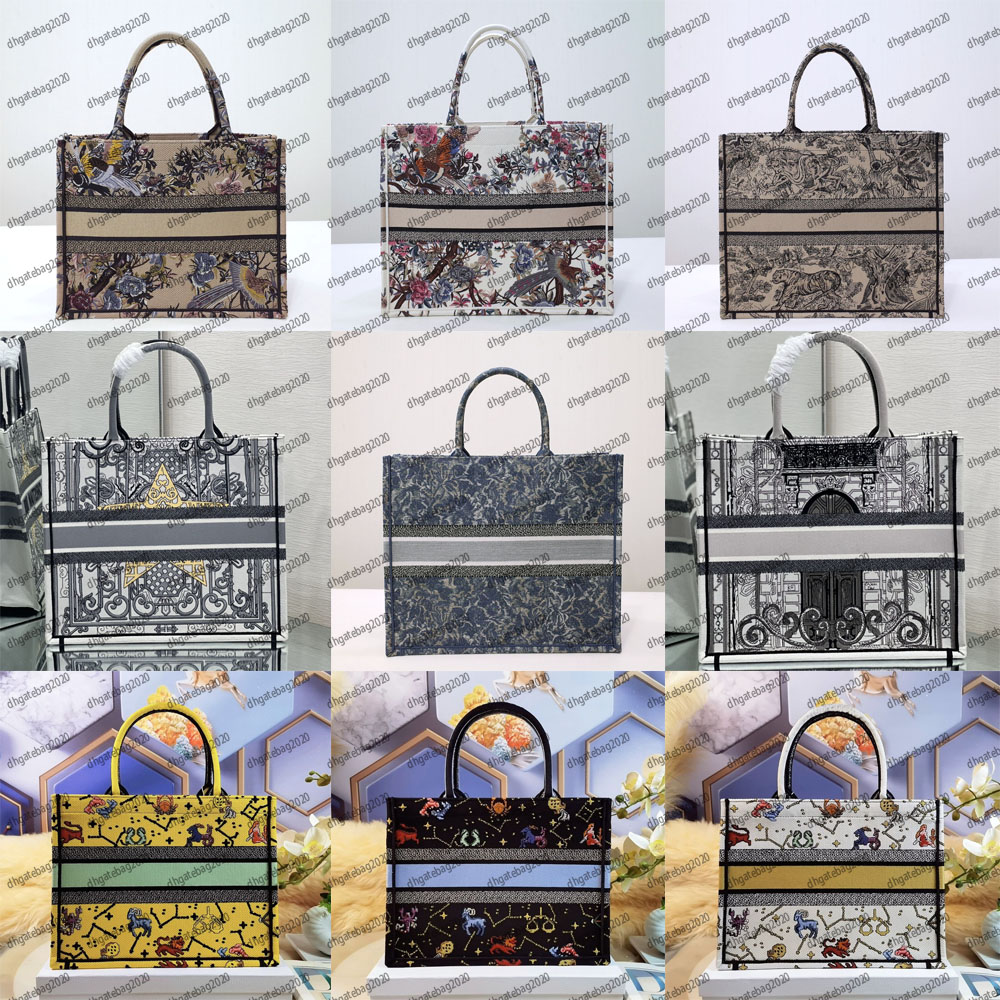 2022 Embroidery BOOK TOTE Luxury Designer Bag Wholesale Price Women Handbags Fashion Pattern Beach Bag Spacious Large Capacity Shopping Bags Totes, Packing bag
2022 Embroidery BOOK TOTE Luxury Designer Bag Wholesale Price Women Handbags Fashion Pattern Beach Bag Spacious Large Capacity Shopping Bags Totes, Packing bag