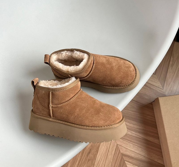 Ultra Mini Boot Designer Woman Platform Snow Boots Australia Fur Warm Shoes Real Leather Chestnut Ankle Fluffy Booties For Women, Cowhide
Ultra Mini Boot Designer Woman Platform Snow Boots Australia Fur Warm Shoes Real Leather Chestnut Ankle Fluffy Booties For Women, Cowhide