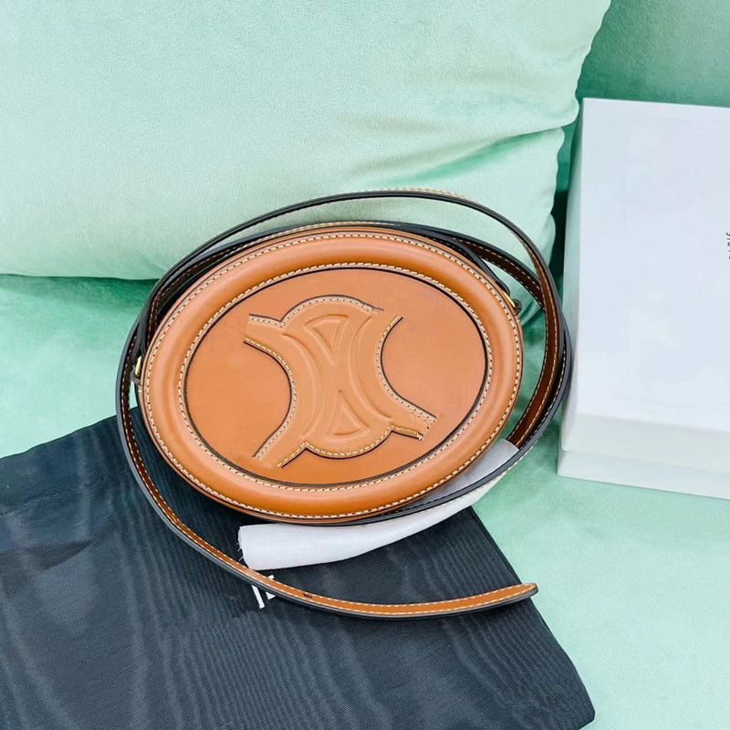 7A quality hot Latest TRIOMPHES Crossbody bag Luxury Designer Oval Wallet Smooth Calfskin round leather women's mens pochette handbag clutch shoulder purses bags, Blue
7A quality hot Latest TRIOMPHES Crossbody bag Luxury Designer Oval Wallet Smooth Calfskin round leather women's mens pochette handbag clutch shoulder purses bags, Blue