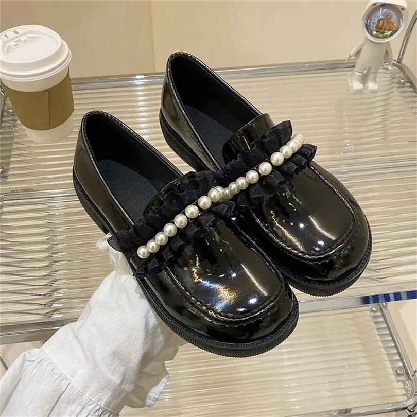 Sepatu Wanita Chic Loafer Mutiara Renda Lolita Platform Mary Jane Fashion Desainer Gotik Flat Kulit Hitam Putih 220614, Bright black
Sepatu Wanita Chic Loafer Mutiara Renda Lolita Platform Mary Jane Fashion Desainer Gotik Flat Kulit Hitam Putih 220614, Bright black