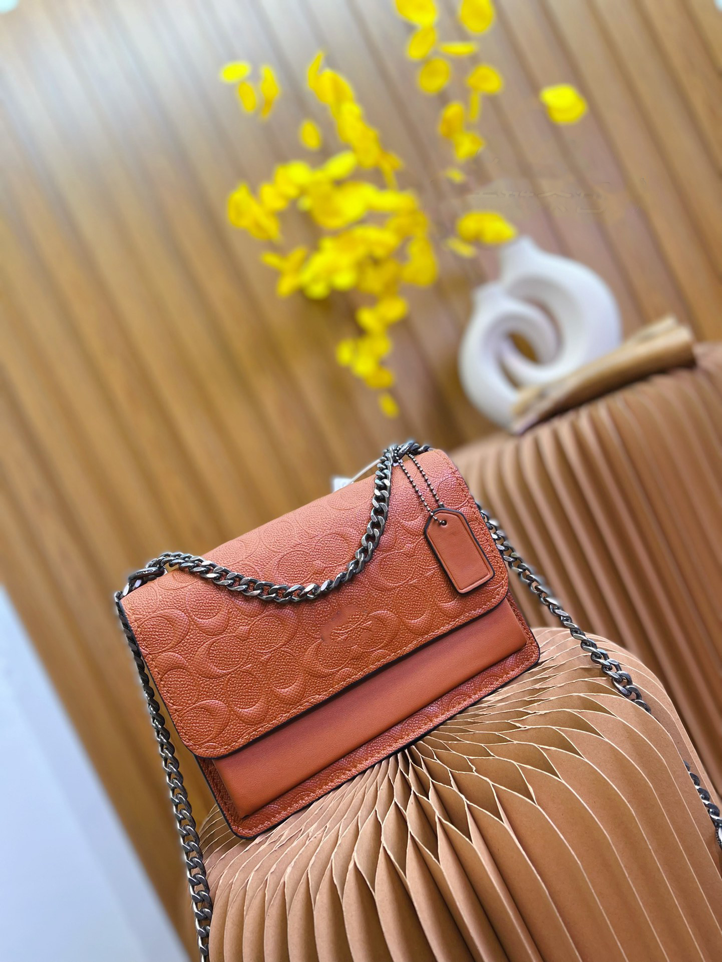 2022 Designer Bag Handbag Bags Classic Trend Fashion Bags for Women vw101805, Color 1
2022 Designer Bag Handbag Bags Classic Trend Fashion Bags for Women vw101805, Color 1