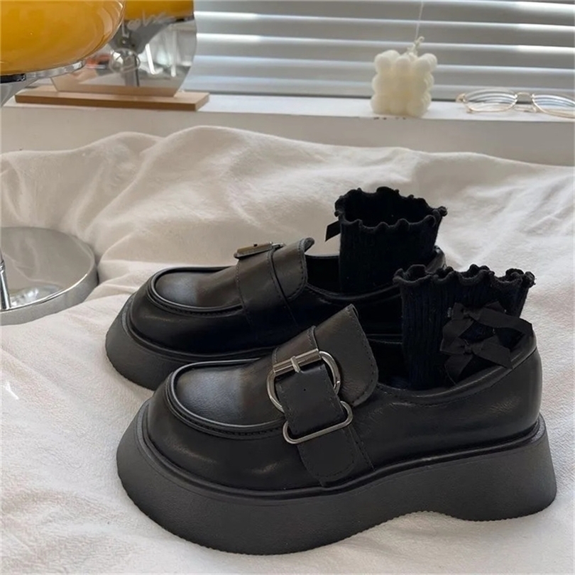 Sepatu Harajuku Chunky Wedges Mary Jane Platform Gothic Demonia Lolita Flat Fashion Wanita Loafer Ujung Bulat Kulit Paten 220614, Bright black
Sepatu Harajuku Chunky Wedges Mary Jane Platform Gothic Demonia Lolita Flat Fashion Wanita Loafer Ujung Bulat Kulit Paten 220614, Bright black