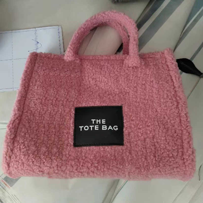 designer bags Totes handBags Marc Fur the tote Bag women Winter Wool Letter Casual Portable One Shoulder Messenger Bag 220913, Canvas--black--25cm
designer bags Totes handBags Marc Fur the tote Bag women Winter Wool Letter Casual Portable One Shoulder Messenger Bag 220913, Canvas--black--25cm