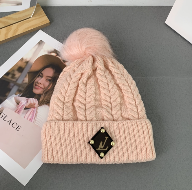 All-Match Knitted Hat with Ball Woolen Cap Women's Korean-Style Autumn and Winter Warm Fashion
All-Match Knitted Hat with Ball Woolen Cap Women's Korean-Style Autumn and Winter Warm Fashion