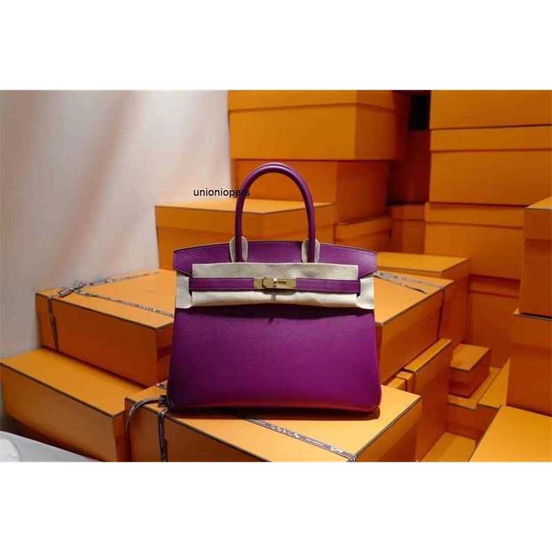 Designers Handbags Herme Birkin Bags Ari Pure Manual Honey Wax Thread Hand Sewing 30 Leather Has Anemone Purple Gold Buckle Portable Women's Ayw, Sky blue
Designers Handbags Herme Birkin Bags Ari Pure Manual Honey Wax Thread Hand Sewing 30 Leather Has Anemone Purple Gold Buckle Portable Women's Ayw, Sky blue