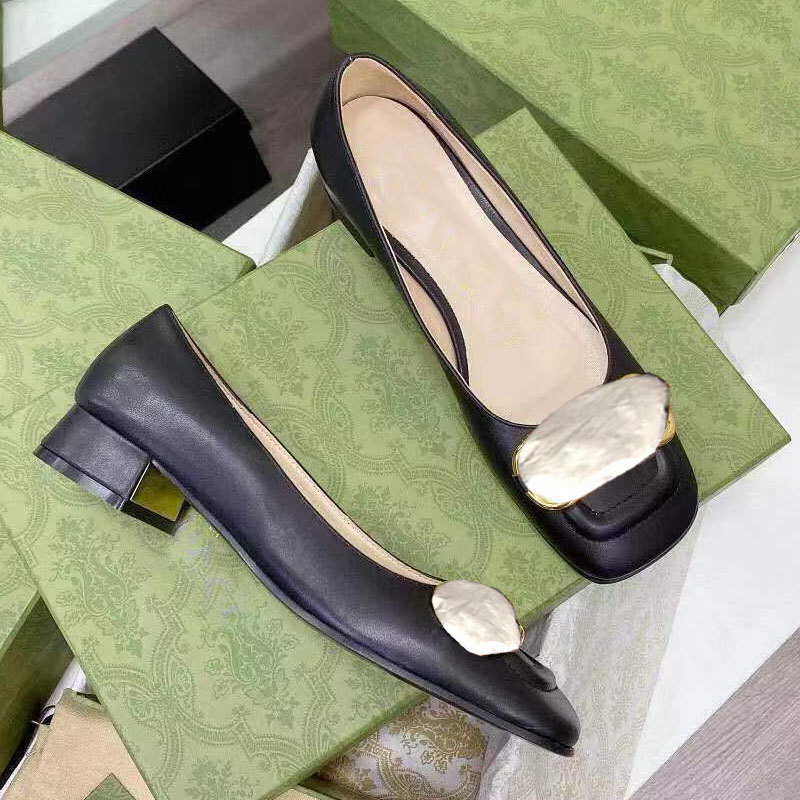 Designer fashion low heels leather summer women's sandals sexy metal buckle thick heel elegant office casual comfortable shoes, Extra shoebox
Designer fashion low heels leather summer women's sandals sexy metal buckle thick heel elegant office casual comfortable shoes, Extra shoebox