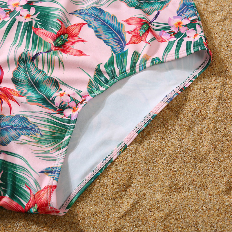 Family Matching Swimwear Fashion Mom And Kids Bikini Summer Mother Daughter Swimsuit Women Baby Girls Clothes 220426