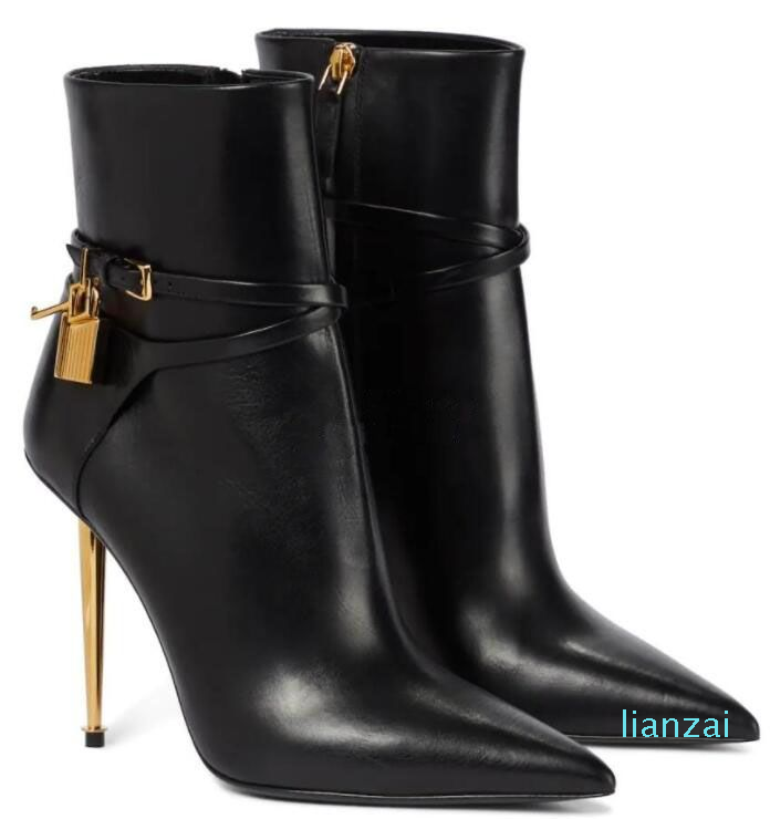 Elegant Fashion Boots Sheepskin Matte Ankle with Copper Lock Metal Heel Reds Lacquer Sole Fashion Wedding Party Boot
Elegant Fashion Boots Sheepskin Matte Ankle with Copper Lock Metal Heel Reds Lacquer Sole Fashion Wedding Party Boot