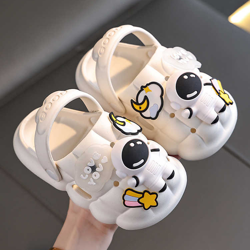DIY Kids Women Men Spaceman Slipper for Children Beach Garden Shoes Boys Girls Couples Indoor Home Washroom Slides Slippers 220621