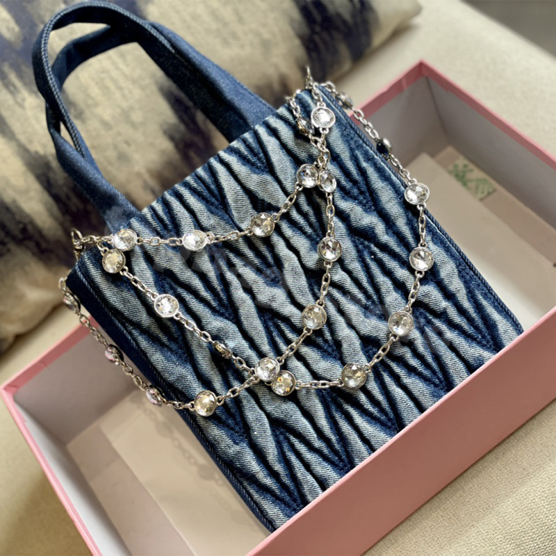 Fashion Designer Shoulder Bags Women Denim fabric Totes Temperament Handbag Casual Coin Pocket Shopping Wallet Card Holder, Extra shipping fee we ship nothing
Fashion Designer Shoulder Bags Women Denim fabric Totes Temperament Handbag Casual Coin Pocket Shopping Wallet Card Holder, Extra shipping fee we ship nothing