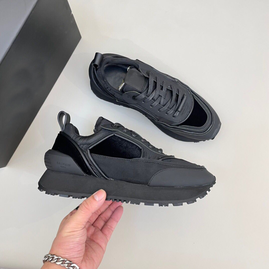 Top Luxury Men Mesh Runs Racer Sneaker Shoes Sports Low-top Suede & Nylon Skateboard Walking TPU Platform Chunky Soles Casual EU38-46 With Box
Top Luxury Men Mesh Runs Racer Sneaker Shoes Sports Low-top Suede & Nylon Skateboard Walking TPU Platform Chunky Soles Casual EU38-46 With Box