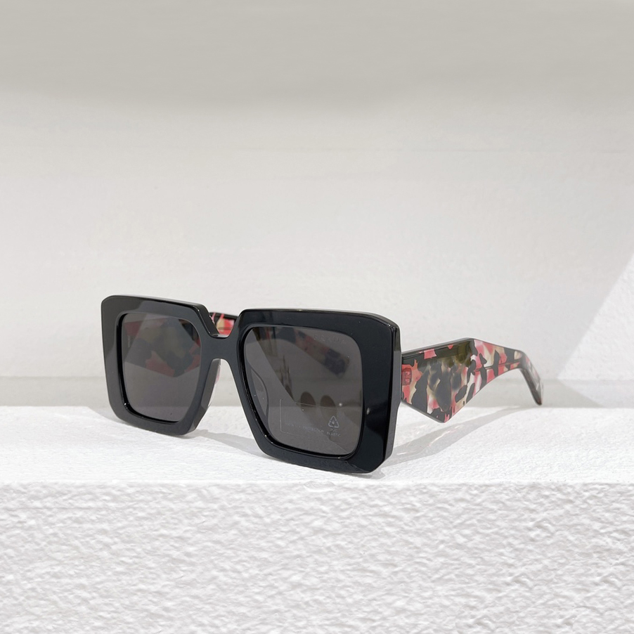 23YS Square Sunglasses Black/Dark Gray Women Full Rim Sunnies Acetate Glasses with Box
23YS Square Sunglasses Black/Dark Gray Women Full Rim Sunnies Acetate Glasses with Box