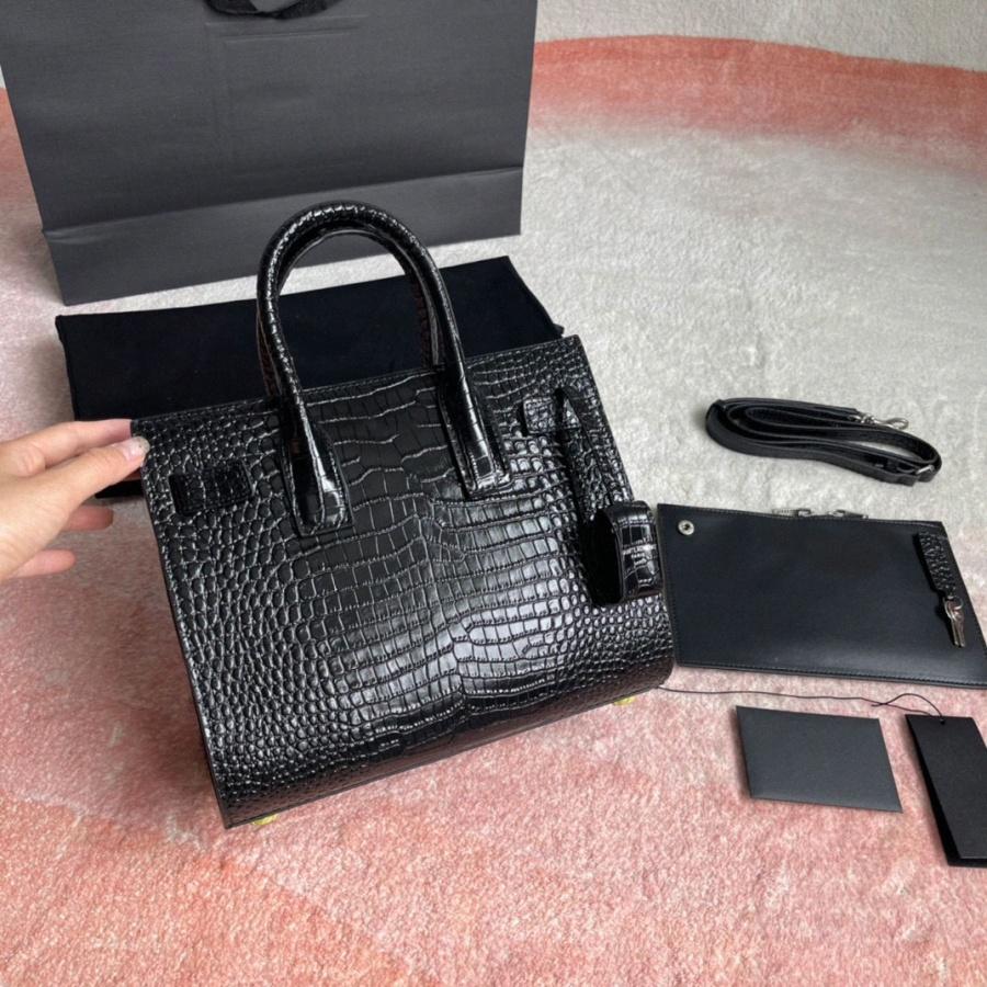 2022 New Top Quality Fashion Women Leather designer Handbag Bag Crocodile Grain Shoulder bags Stylish and versatile
2022 New Top Quality Fashion Women Leather designer Handbag Bag Crocodile Grain Shoulder bags Stylish and versatile