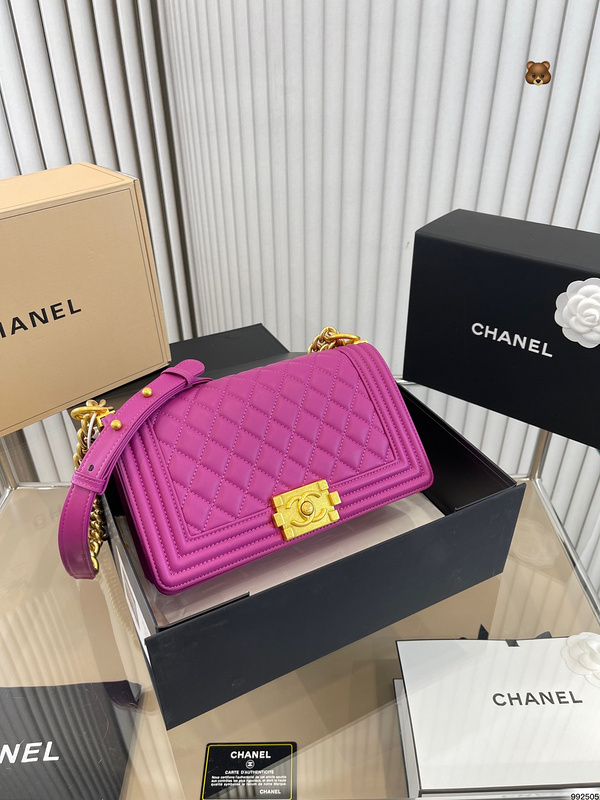 Classic CHANEL Le boy Square Cases Luxury Designer Flap Crossbody Bags CF Gabrielle Hobo handbag Genuine Leather shoulder tote Chain Shopping bag dghnrbrerw
Classic CHANEL Le boy Square Cases Luxury Designer Flap Crossbody Bags CF Gabrielle Hobo handbag Genuine Leather shoulder tote Chain Shopping bag dghnrbrerw