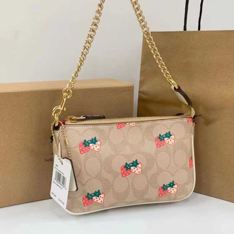Designers Luxury 7A Bags Coch purse Handbag Crossbody Wallet For Womens Multicolour Fashion Lnclined Shoulder Bag Versatile CC Totes Large Capacity Saddle 8PH3, Strawberry
Designers Luxury 7A Bags Coch purse Handbag Crossbody Wallet For Womens Multicolour Fashion Lnclined Shoulder Bag Versatile CC Totes Large Capacity Saddle 8PH3, Strawberry