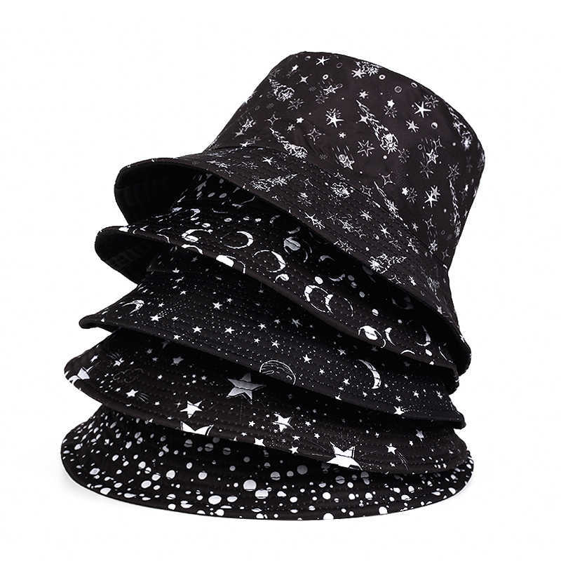 Wide Brim Hats Unisex Stars moon Print Bucket Foldable double-sided wear Hip Pop Street Summer Sun for Women Men gorras G221014
Wide Brim Hats Unisex Stars moon Print Bucket Foldable double-sided wear Hip Pop Street Summer Sun for Women Men gorras G221014