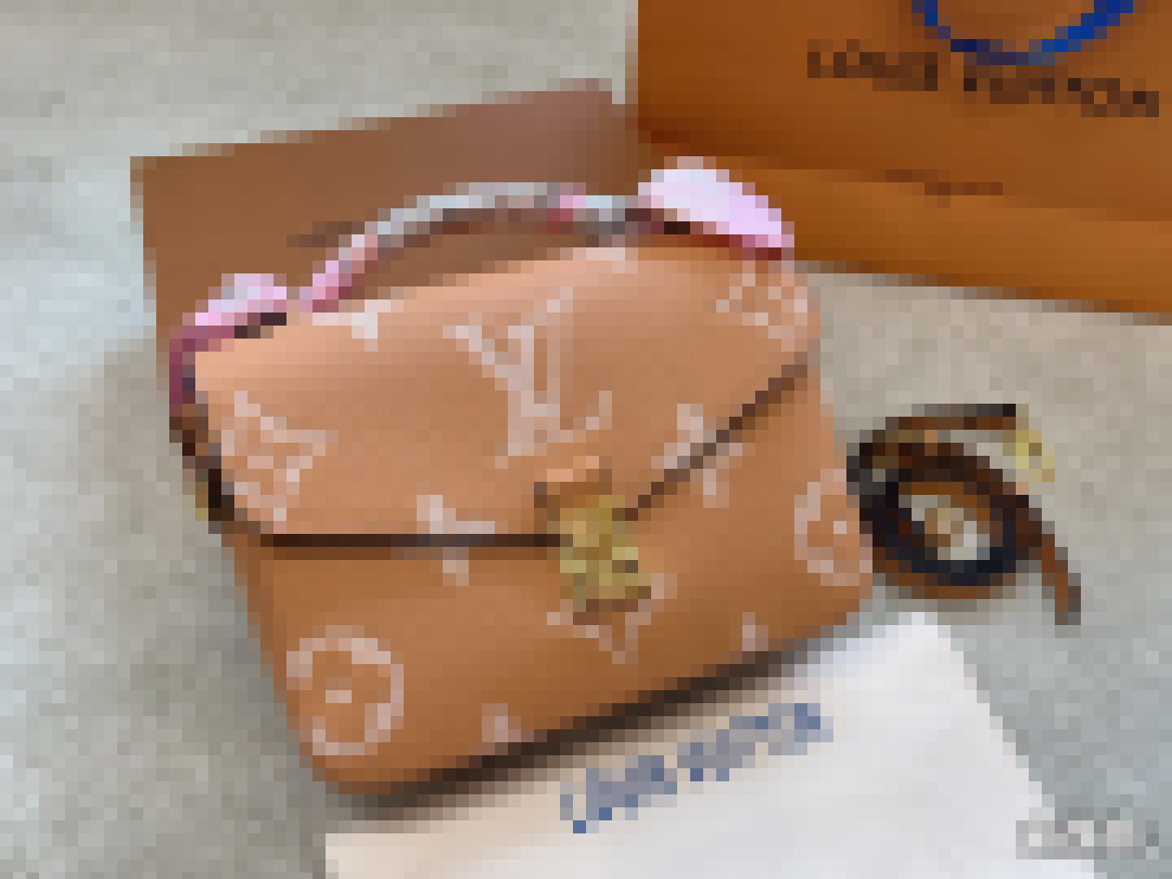 2022 Luxurys Designers bag Embossing flower pochette Women Handbag Messenger Bags Genuine Leather METIS Elegant Womens Shoulder Crossbody Bag
2022 Luxurys Designers bag Embossing flower pochette Women Handbag Messenger Bags Genuine Leather METIS Elegant Womens Shoulder Crossbody Bag