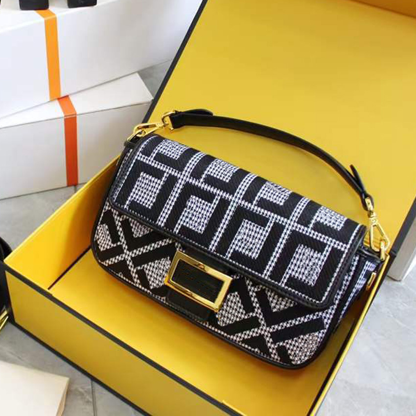 Designer Bag Handbag Classic Pattern Versatile Retro Baguette Bags Rectangular Oblique Wallet Fall Fashion Fringe Plush Shoulder Bag Pochette, #1
Designer Bag Handbag Classic Pattern Versatile Retro Baguette Bags Rectangular Oblique Wallet Fall Fashion Fringe Plush Shoulder Bag Pochette, #1