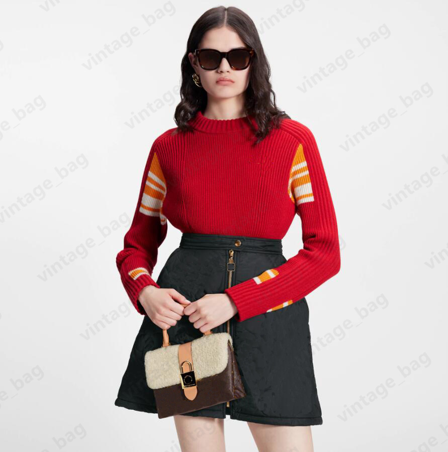 23SS Autumn Winter LOCKY BB Bag Cozygram shearling messenger Sling handbags Lock buckle Tote Women crossbody Shoulder Purse Epi Fur M46318 M44654 noir M44141 M44080 
23SS Autumn Winter LOCKY BB Bag Cozygram shearling messenger Sling handbags Lock buckle Tote Women crossbody Shoulder Purse Epi Fur M46318 M44654 noir M44141 M44080