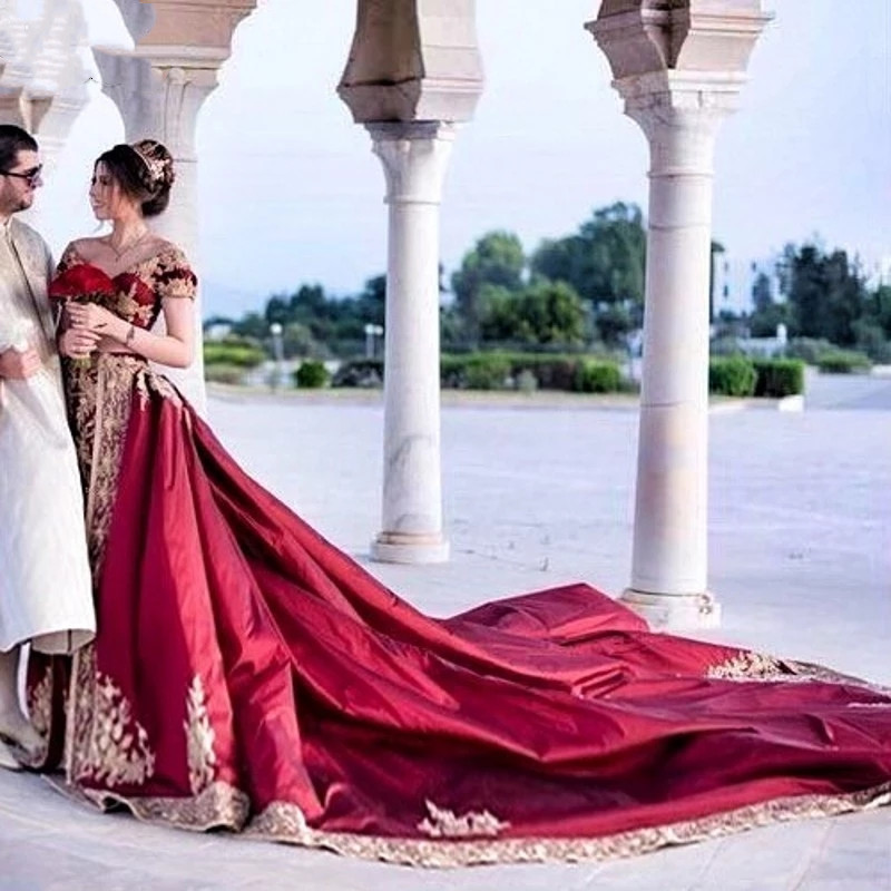 Traditional Tunisia Arabic Two Pieces Burgundy prom Dresses Applique gold lace Women Pants evening Gowns Outfits