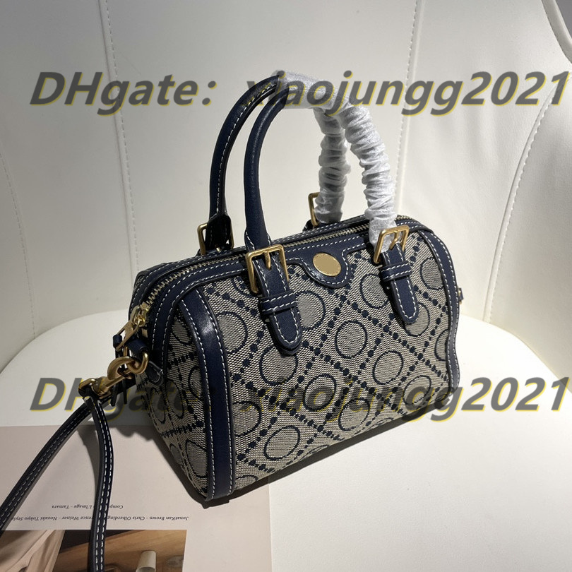 Luxury Cosmetic Bags Famous Designer Autumn Four Seasons Universal Pillow Shape Practical Horizontal Handbag Shoulder Bag Cross Body Purse Coin Pattern, Brown
Luxury Cosmetic Bags Famous Designer Autumn Four Seasons Universal Pillow Shape Practical Horizontal Handbag Shoulder Bag Cross Body Purse Coin Pattern, Brown