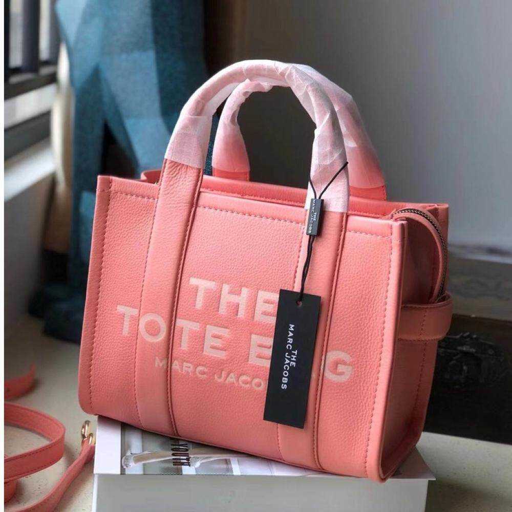Original Quality Tote Bag Marc's Jacob Designer Bags Woman's Handbag Leather Cowhide Corssbody Southern Peach One Shoulder Messenger Bags Shoulderbag, Default
Original Quality Tote Bag Marc's Jacob Designer Bags Woman's Handbag Leather Cowhide Corssbody Southern Peach One Shoulder Messenger Bags Shoulderbag, Default