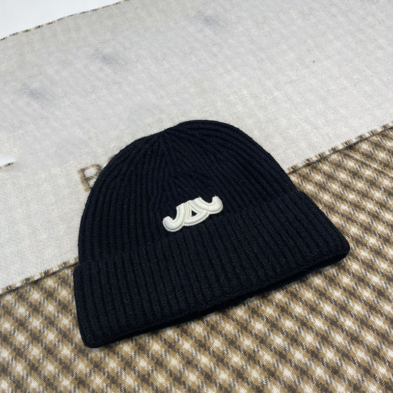 Luxury designer beanie bonnet winter hat Simplicity knitted hat soft comfortable warm latest style for men and women very good, White
Luxury designer beanie bonnet winter hat Simplicity knitted hat soft comfortable warm latest style for men and women very good, White