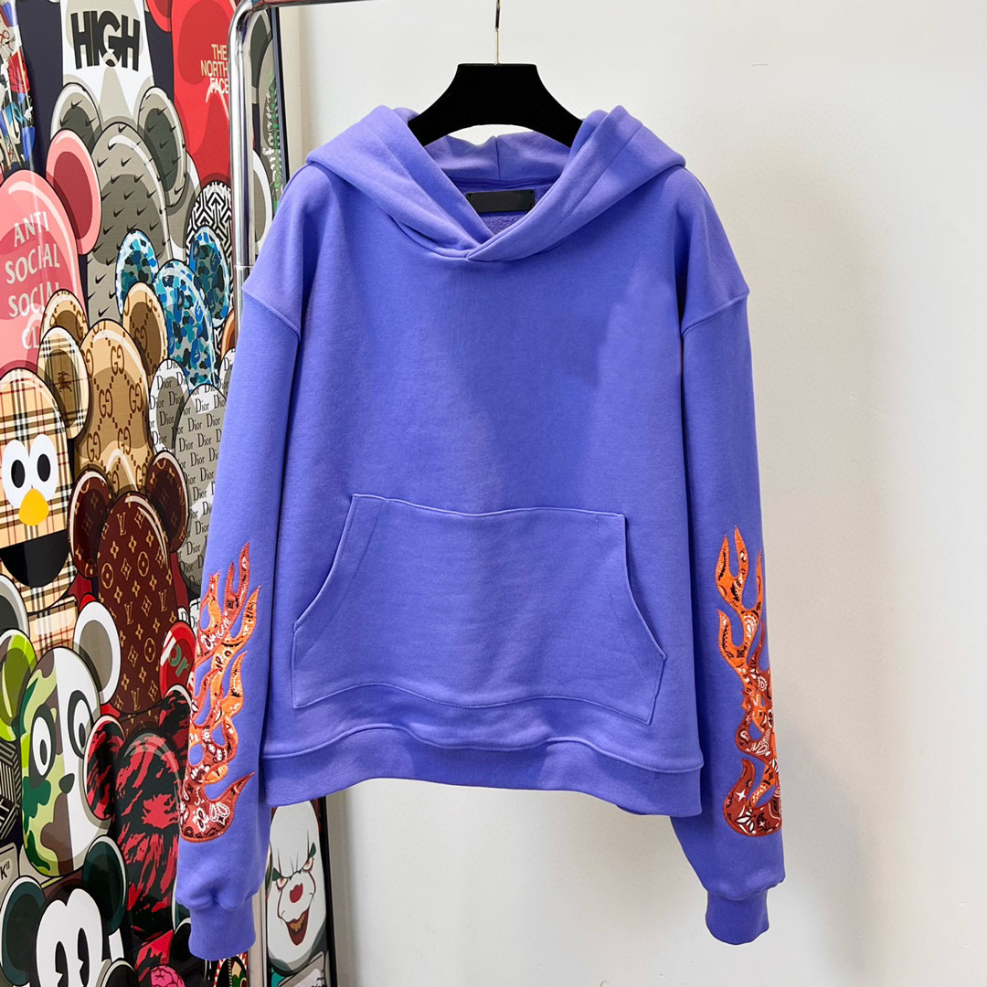 Men' Designes Hoodies mens hooded Sweatshirts Rune embroidery sleeves flame men Luxury Designer Cotton Winter Comfortable Casual Street Hip Hop
Men' Designes Hoodies mens hooded Sweatshirts Rune embroidery sleeves flame men Luxury Designer Cotton Winter Comfortable Casual Street Hip Hop