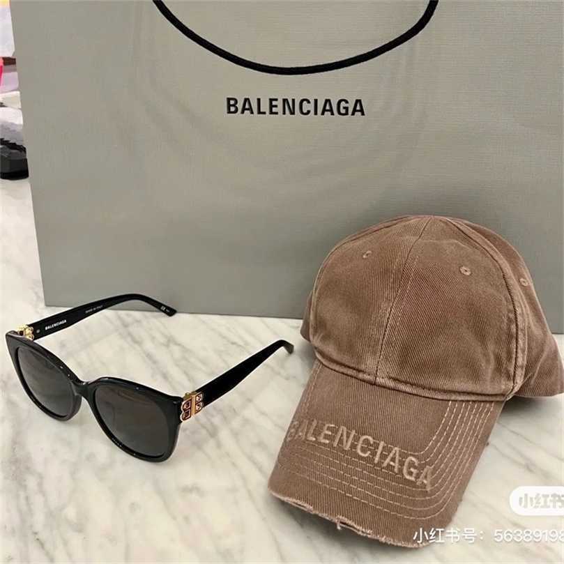Designer Ball Balenciga Caps Hats New Paris alphabet Embroidered Baseball cap worn and edged duck tongue male female lovers stars the, Old brown
Designer Ball Balenciga Caps Hats New Paris alphabet Embroidered Baseball cap worn and edged duck tongue male female lovers stars the, Old brown