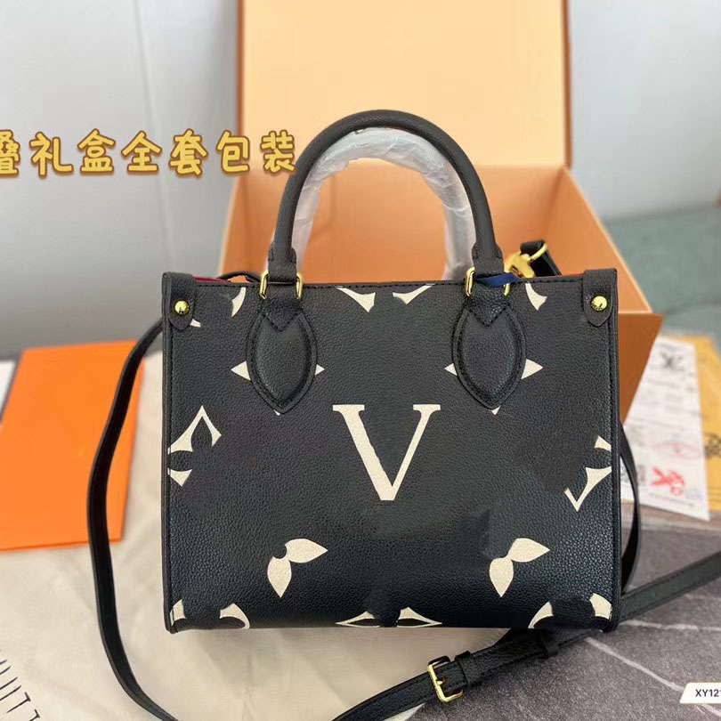 Designers tote bag Fashion Trend handbag Icare maxi leather Shopping Bag Beach Bags Multifunction Handbags Womens Purse With Small Wallet 2023
Designers tote bag Fashion Trend handbag Icare maxi leather Shopping Bag Beach Bags Multifunction Handbags Womens Purse With Small Wallet 2023