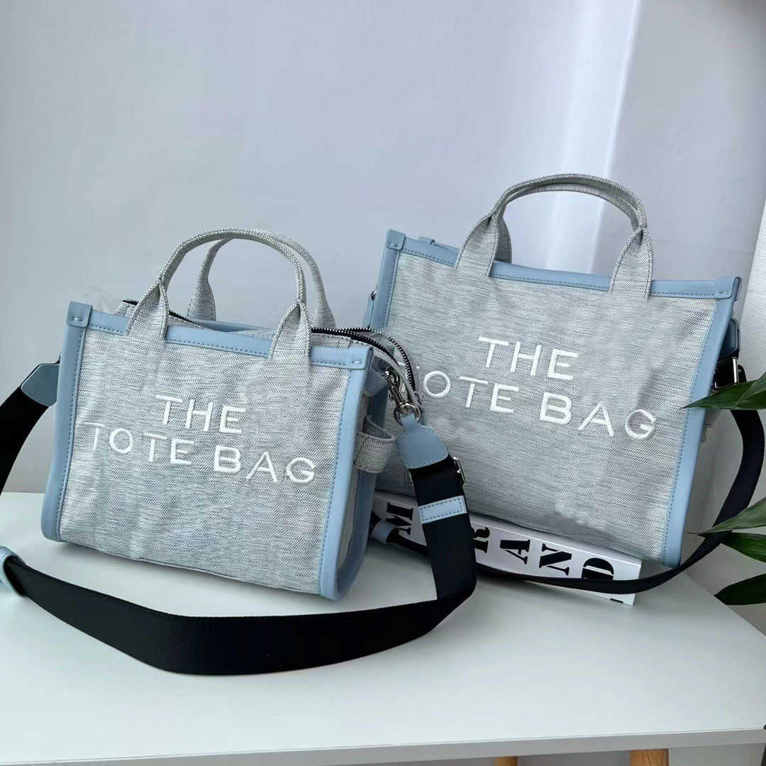 Canvas marc Totes Splice Letter handBag women Shoulder Crossbody Handbag Large Capacity Fashion Versatile Women shopping bags 220902, Grey blue
Canvas marc Totes Splice Letter handBag women Shoulder Crossbody Handbag Large Capacity Fashion Versatile Women shopping bags 220902, Grey blue