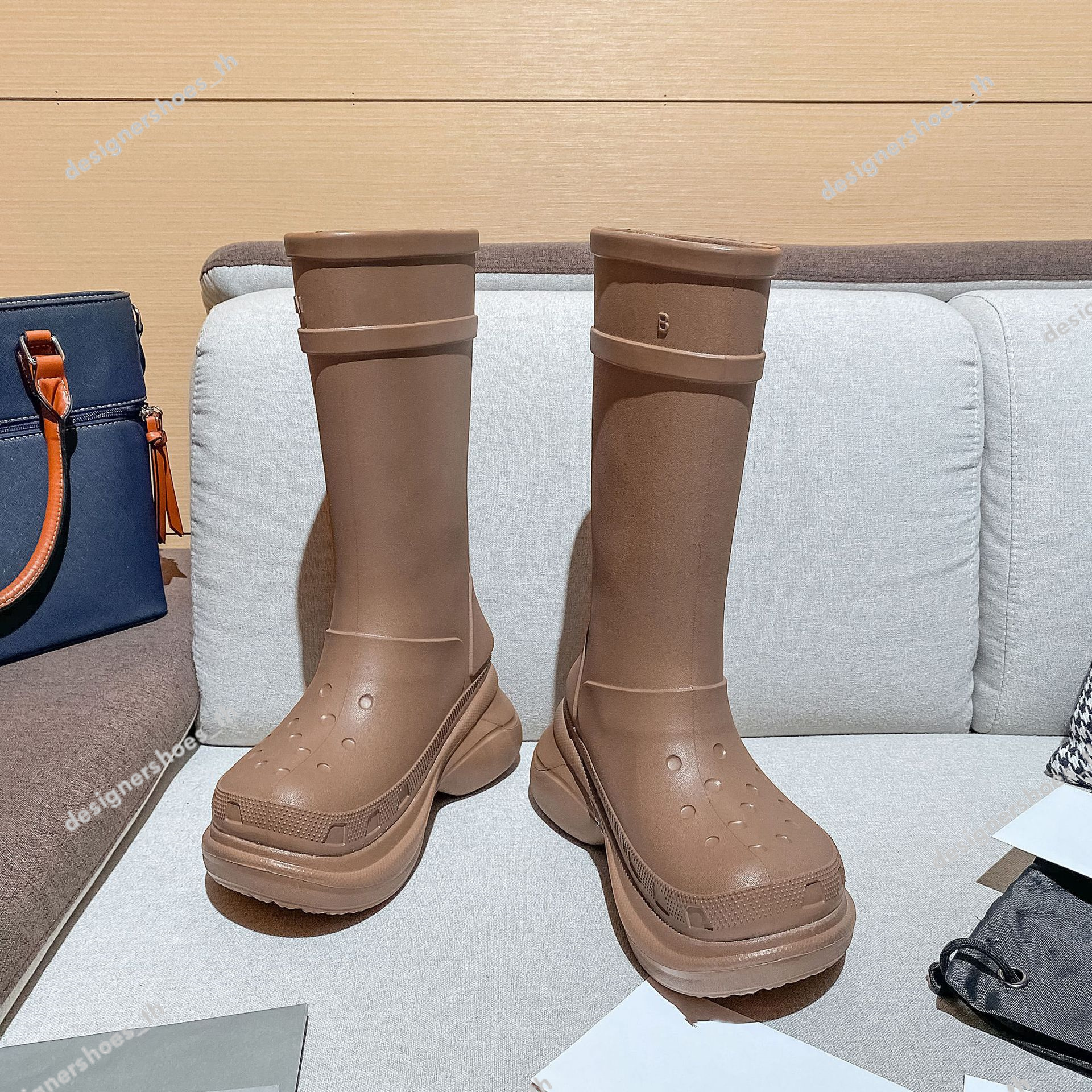 Designer Boots Women Rain Boot Ankle Croc Boots Long Crocodile Leather Bootiess Men Outdoor Rider High Platform Big Head Thick Bottom
Designer Boots Women Rain Boot Ankle Croc Boots Long Crocodile Leather Bootiess Men Outdoor Rider High Platform Big Head Thick Bottom