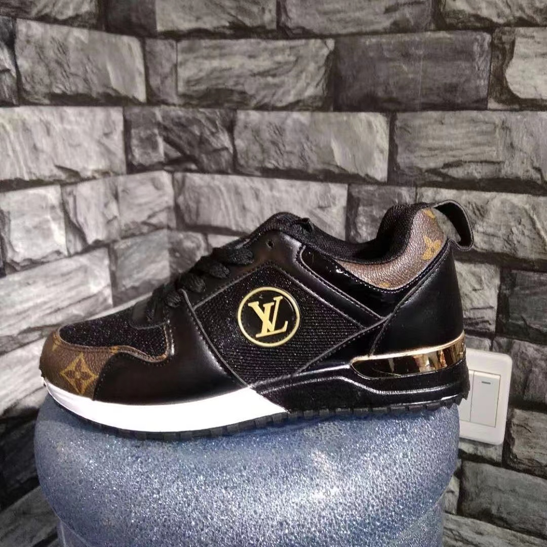 2022 Designer Luxury Casual dunk Shoes sb Calfskin Shoe Men Platform Sneakers brand Sneaker Runner Fashion Trainers nike
2022 Designer Luxury Casual dunk Shoes sb Calfskin Shoe Men Platform Sneakers brand Sneaker Runner Fashion Trainers nike