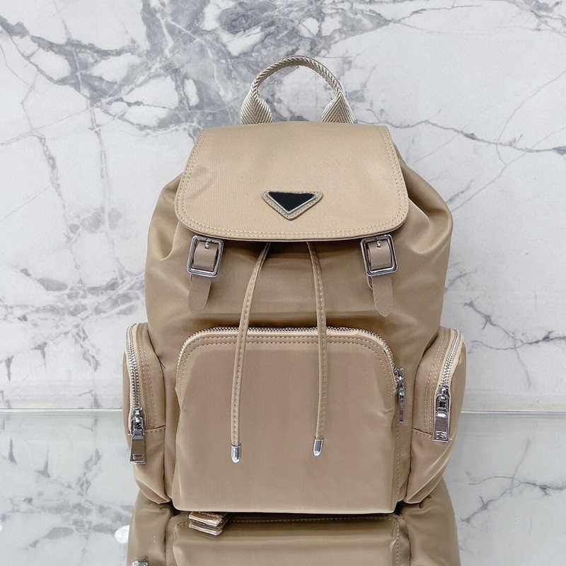Backpack Style Luxurys Men And Womens Casual Nylon Backpacks Large Capacity Solid Color Three zipper drawstring Travel Bag for woman High, Black
Backpack Style Luxurys Men And Womens Casual Nylon Backpacks Large Capacity Solid Color Three zipper drawstring Travel Bag for woman High, Black