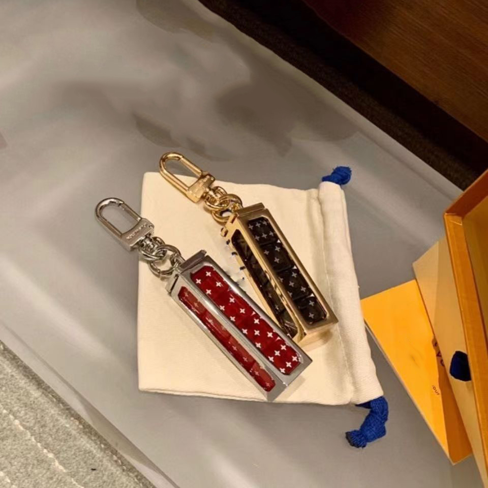 brand Keychains Stainless Steel astronaut Key Holder brand designer Car Key Chain Ring Holder Buckle