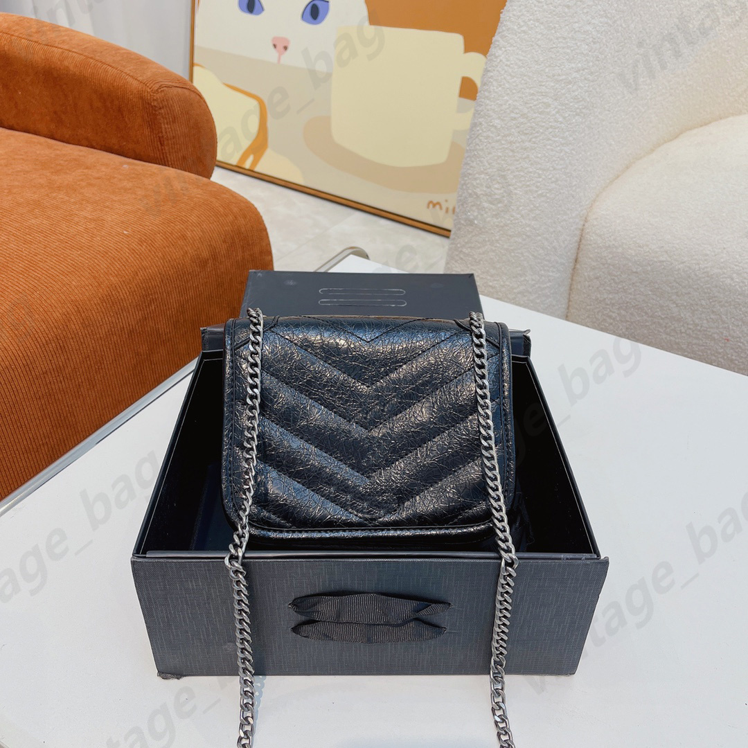 Mini Niki baby quilted Vintage bag Pleated Calfskin Leather Purse Chain Shoulder Flap Cross body Metallic Letter Logo Lady Shopping Handbag Tote 6331, Black
Mini Niki baby quilted Vintage bag Pleated Calfskin Leather Purse Chain Shoulder Flap Cross body Metallic Letter Logo Lady Shopping Handbag Tote 6331, Black