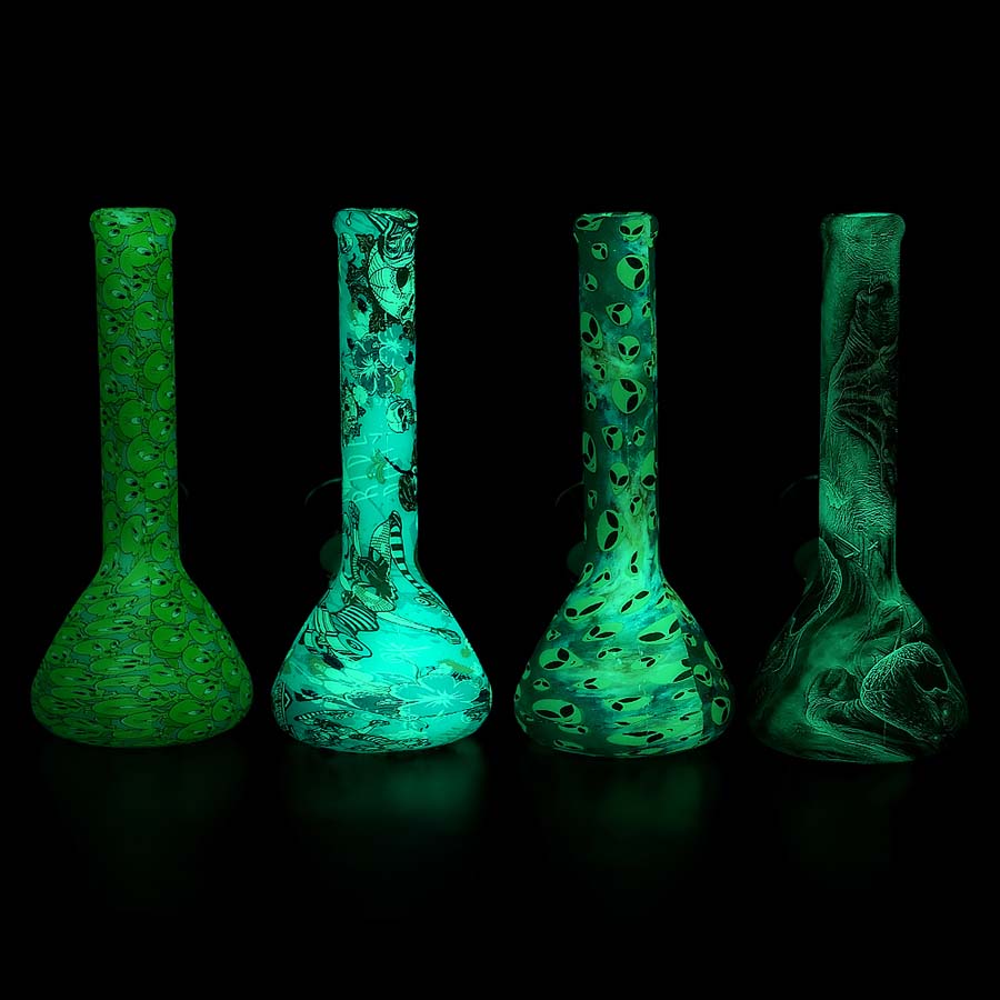 Hookahs glow in the dark and printed 7.4'' small silicone beaker bong hookah shisha water pipes stock in USA warehouse
Hookahs glow in the dark and printed 7.4'' small silicone beaker bong hookah shisha water pipes stock in USA warehouse