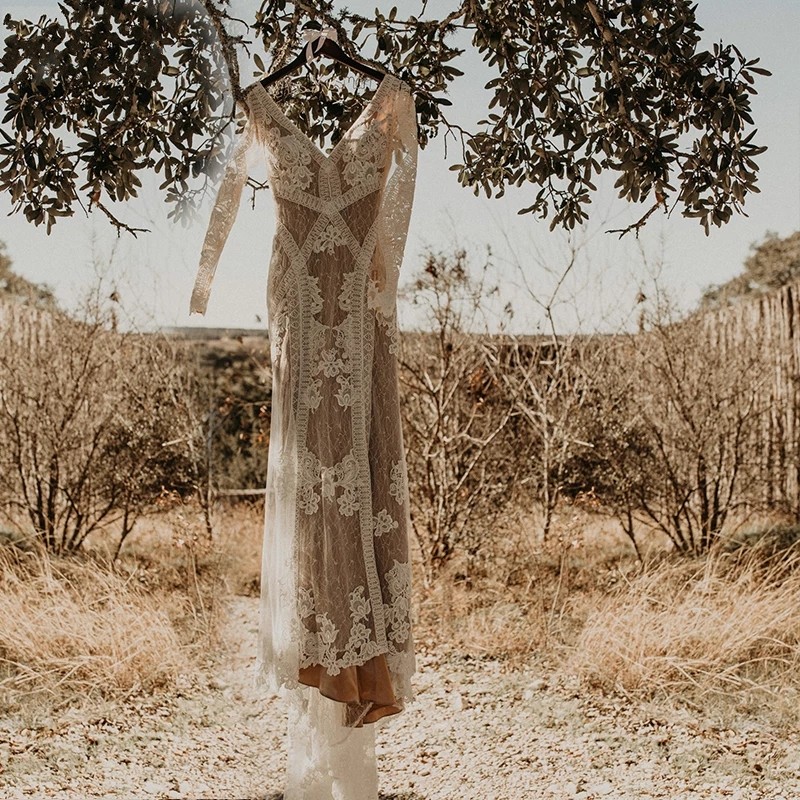 V Neck Open Back Mermaid Wedding Dresses Lace champagne lining Long Sleeve Vintage Boho country Bridal Gowns