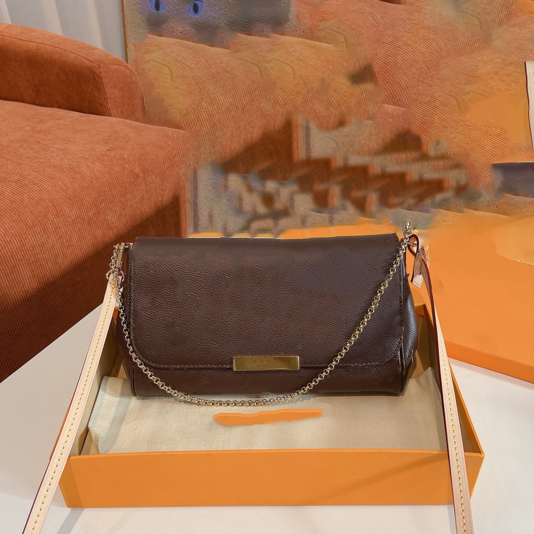 Designer wallet leather pattern V137164 cross-body bag that can be worn over the shoulder No zip buckle Large bill holder and coin clutch style, 137164#brown print
Designer wallet leather pattern V137164 cross-body bag that can be worn over the shoulder No zip buckle Large bill holder and coin clutch style, 137164#brown print