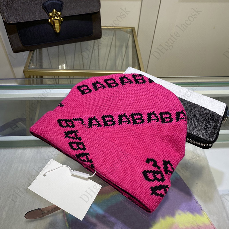 Beanie Knitted Hat Paris Letter Winter Cap for Mens Womans Down Jacket Lovers Woolen Hats