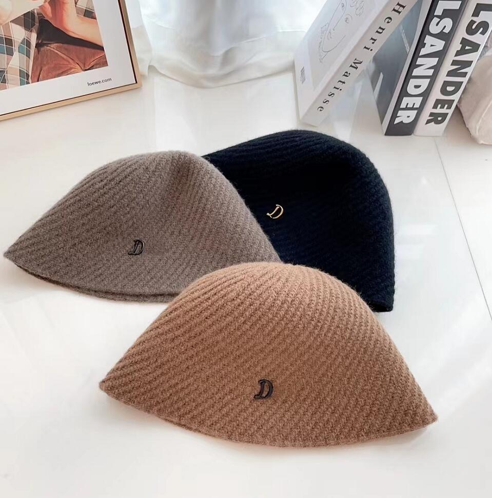 Autumn Winter Wool Knitted Beanie Fashion Women's bucket hat Tricolor Luxury Warmth designer hats Skull Caps Leisure Woolen Fisherman Hat, This link is not only for sale
Autumn Winter Wool Knitted Beanie Fashion Women's bucket hat Tricolor Luxury Warmth designer hats Skull Caps Leisure Woolen Fisherman Hat, This link is not only for sale