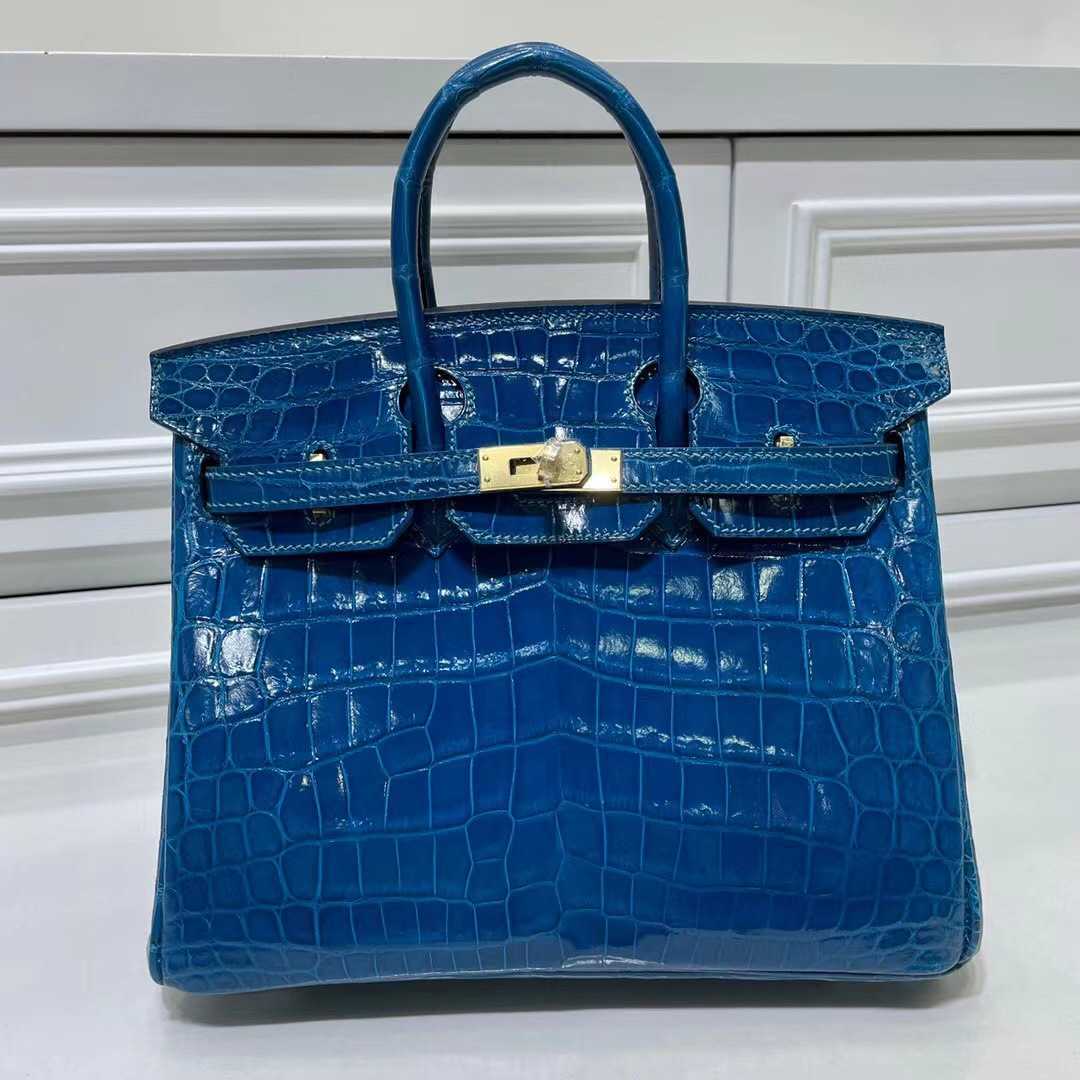 Designer Luxurys Women Totes Handbags Handle h home Capacity Pocket Genuine Leather Crocodile Pattern Gold Hardware European and American NPC8, Sky blue
Designer Luxurys Women Totes Handbags Handle h home Capacity Pocket Genuine Leather Crocodile Pattern Gold Hardware European and American NPC8, Sky blue