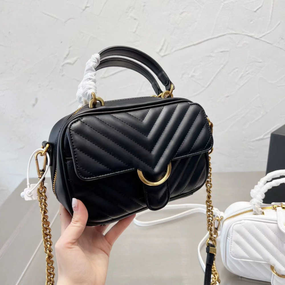 Designer Luxury GGs Bags For Womens Handbags Crossbody Purses ggitys Large Capacity Versatile Totes Multicolour Fashion Lnclined Shoulder Black Wallet M60B, White--style 2
Designer Luxury GGs Bags For Womens Handbags Crossbody Purses ggitys Large Capacity Versatile Totes Multicolour Fashion Lnclined Shoulder Black Wallet M60B, White--style 2