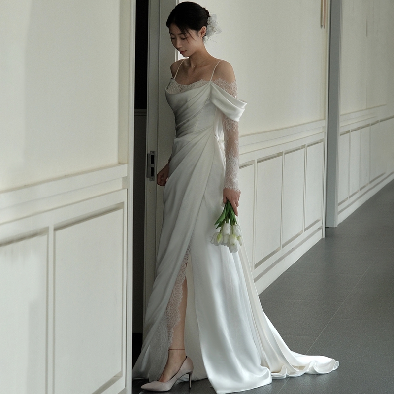 Korean Boho Lace And Satin A-Line Wedding Dress Sexy Spaghetti Side Split Long Sleeves Elegant Bridal Gowns Simple Corset Ivory Robe De Mariee 2023