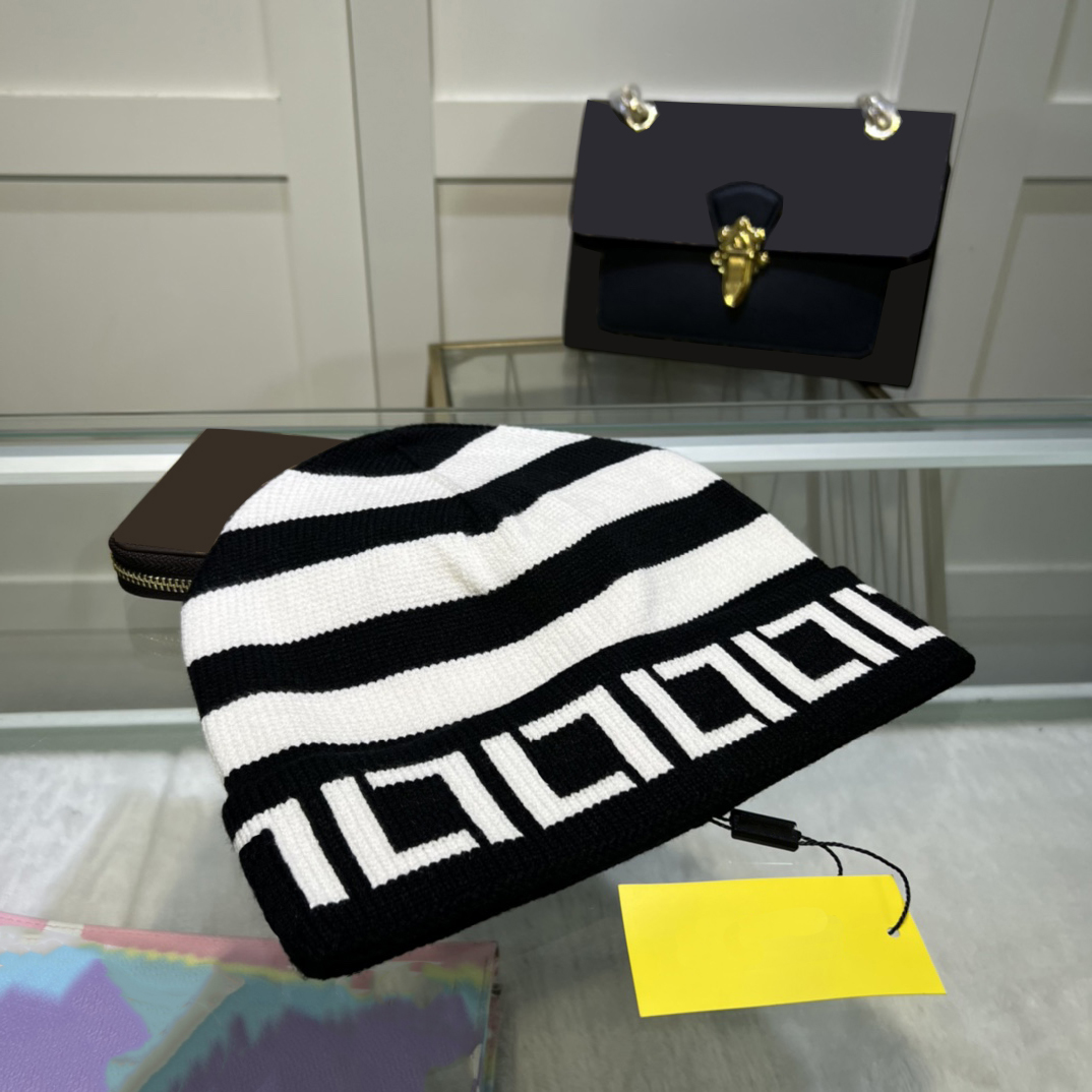 Designer hats knitting luxury beanie cashmere soft skin-friendly fall and winter warm letters stripe christmas trendy fashion holiday goodies very good, Grey
Designer hats knitting luxury beanie cashmere soft skin-friendly fall and winter warm letters stripe christmas trendy fashion holiday goodies very good, Grey